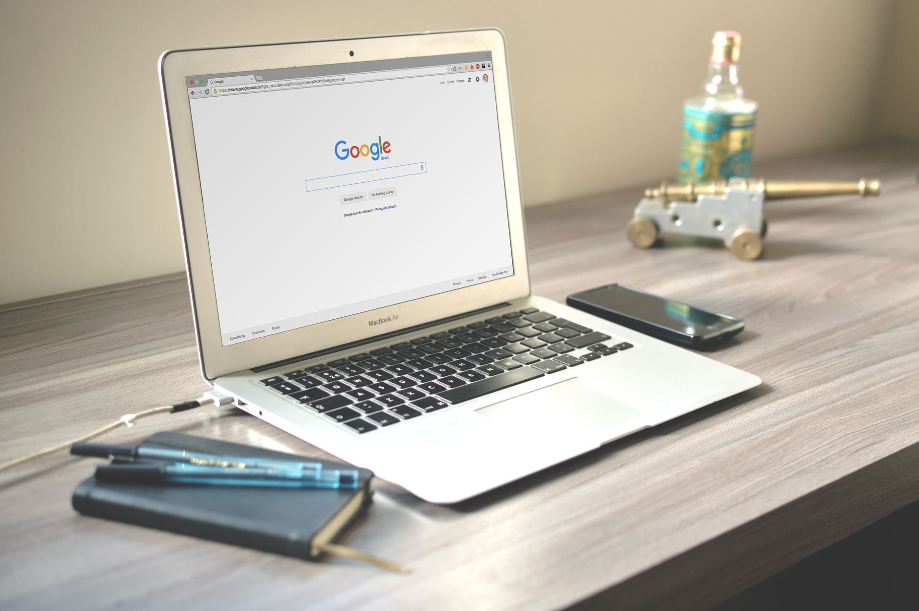 Layanan SEO profesional Surabaya untuk meningkatkan visibilitas online bisnis Anda