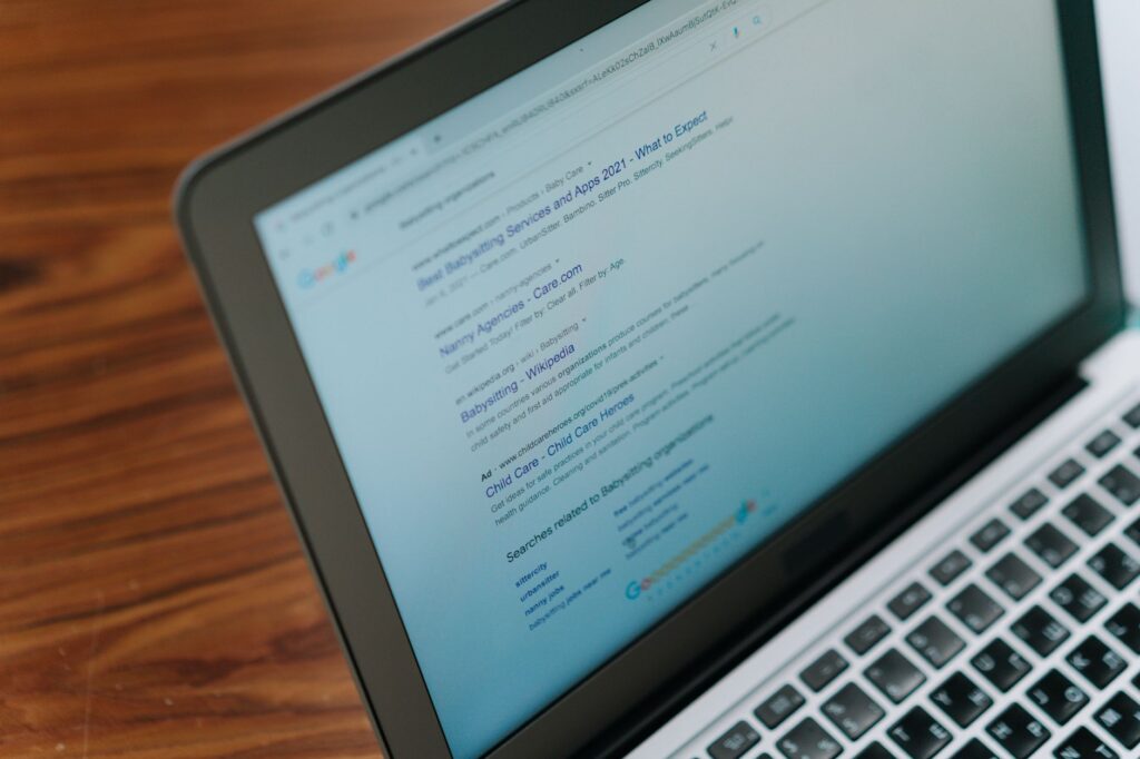 Layanan SEO profesional untuk website di Surabaya